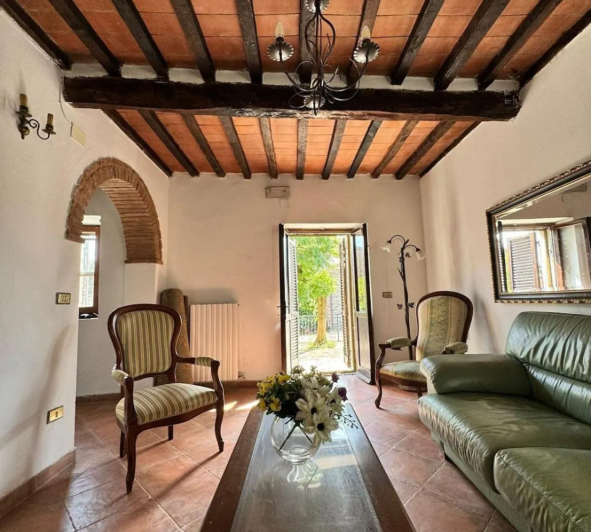 Charming Retreat In Tuscany Poggioni
